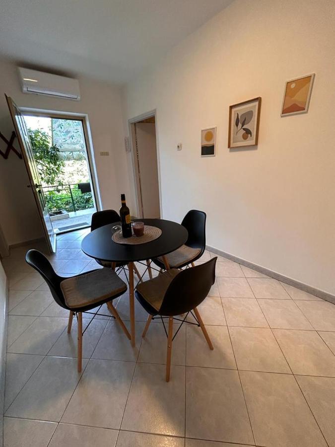 Apartment Near The Sea 650 Rabac Exterior photo